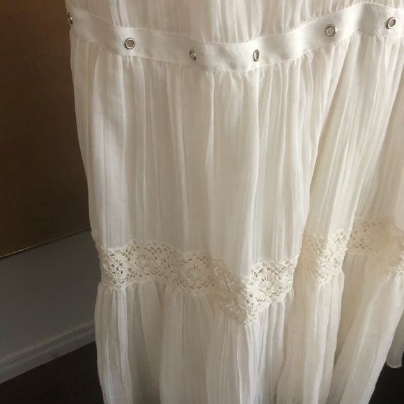 Beach ware - Picture 2 of 2